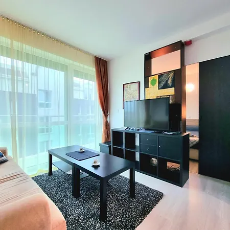 Compact Sarafovo To The Apartament